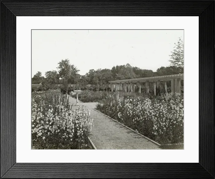 Framed Print : Lake Terrace, John Stoughton Newberry, Jr. house, 99 Lake Shore Drive, Grosse Pointe Farms, 1917. Creator: Frances Benjamin Johnston. Lake Terrace, John Stoughton Newberry, Jr. house, 99 Lake Shore Drive, Grosse Pointe Farms, 1917 Framed Print : Lake Terrace, John Stoughton Newberry, Jr. house, 99 Lake Shore Drive, Grosse Pointe Farms, 1917. Creator: Frances Benjamin Johnston. Lake Terrace, John Stoughton Newberry, Jr. house, 99 Lake Shore Drive, Grosse Pointe Farms, 1917