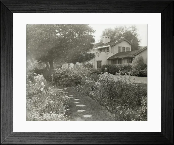 Framed Print : Charles Francis Paxton house, 1160 South Orange Grove Boulevard, Pasadena, California, 1923. Creator: Frances Benjamin Johnston Framed Print : Charles Francis Paxton house, 1160 South Orange Grove Boulevard, Pasadena, California, 1923. Creator: Frances Benjamin Johnston
