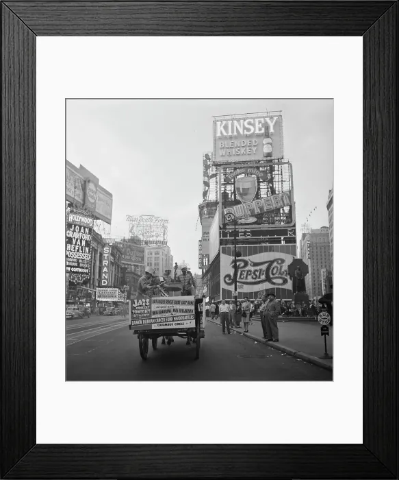 Framed Print : Portrait of Art Hodes, Kaiser Marshall, Henry (Clay) Goodwin, Sandy Williams...N.Y. ca. July 1947. Creator: William Paul Gottlieb