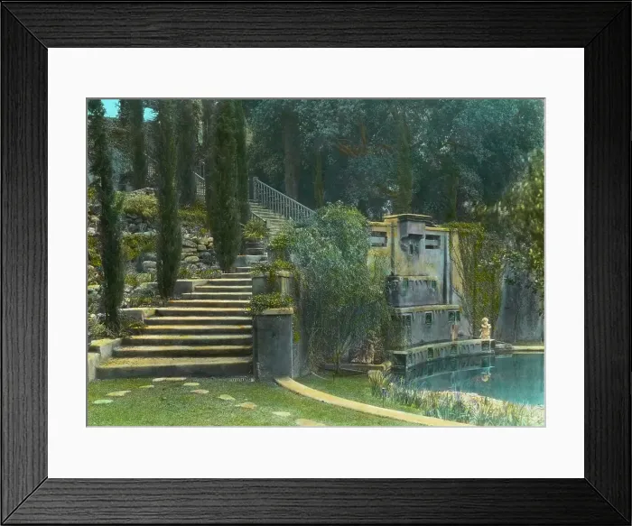 Framed Print : Il Paradiso, Mrs. Dudley Peter Allen house, 1188 Hillcrest Avenue, Oak Knoll, Pasadena, CA, 1917. Creator: Frances Benjamin Johnston. Il Paradiso, Mrs. Dudley Peter Allen house, 1188 Hillcrest Avenue, Oak Knoll, Pasadena, CA, 1917 Framed Print : Il Paradiso, Mrs. Dudley Peter Allen house, 1188 Hillcrest Avenue, Oak Knoll, Pasadena, CA, 1917. Creator: Frances Benjamin Johnston. Il Paradiso, Mrs. Dudley Peter Allen house, 1188 Hillcrest Avenue, Oak Knoll, Pasadena, CA, 1917