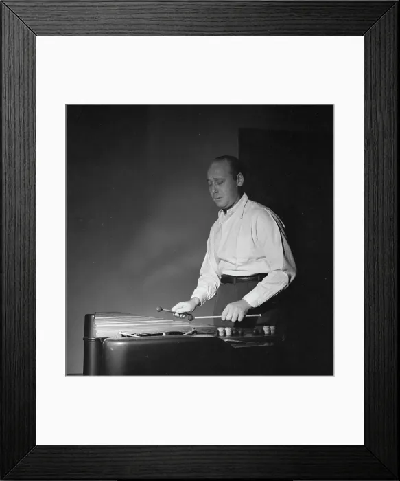 Framed Print : Portrait of Red Norvo, New York, N.Y.(?), ca. Feb. 1947. Creator: William Paul Gottlieb Framed Print : Portrait of Red Norvo, New York, N.Y.(?), ca. Feb. 1947. Creator: William Paul Gottlieb