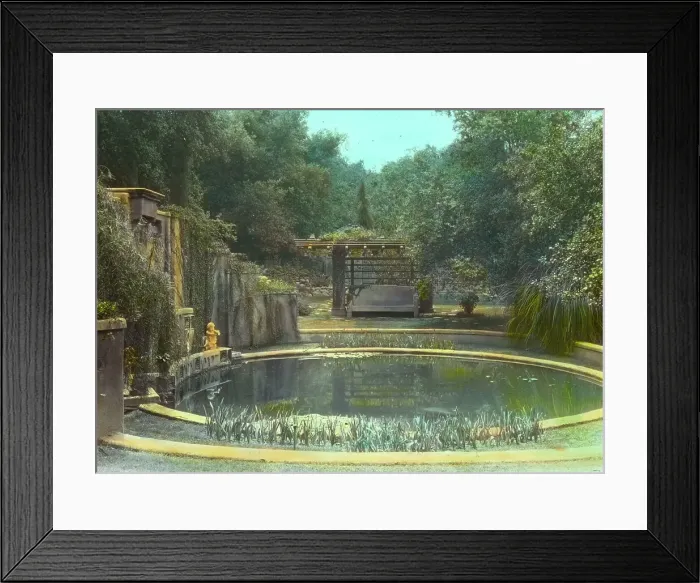 Framed Print : Il Paradiso, Mrs. Dudley Peter Allen house, 1188 Hillcrest Avenue, Oak Knoll, Pasadena, CA, 1917. Creator: Frances Benjamin Johnston. Il Paradiso, Mrs. Dudley Peter Allen house, 1188 Hillcrest Avenue, Oak Knoll, Pasadena, CA, 1917 Framed Print : Il Paradiso, Mrs. Dudley Peter Allen house, 1188 Hillcrest Avenue, Oak Knoll, Pasadena, CA, 1917. Creator: Frances Benjamin Johnston. Il Paradiso, Mrs. Dudley Peter Allen house, 1188 Hillcrest Avenue, Oak Knoll, Pasadena, CA, 1917