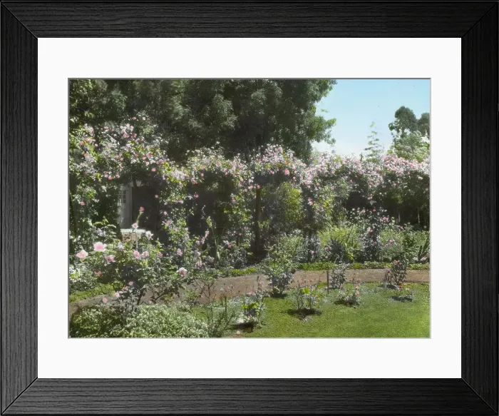 Framed Print : Senuelo, Edward Ditmars Wetmore house, Fairway Road, Montecito, California, 1917. Creator: Frances Benjamin Johnston. Senuelo, Edward Ditmars Wetmore house, Fairway Road, Montecito, California, 1917. Creator: Frances Benjamin Johnston Framed Print : Senuelo, Edward Ditmars Wetmore house, Fairway Road, Montecito, California, 1917. Creator: Frances Benjamin Johnston. Senuelo, Edward Ditmars Wetmore house, Fairway Road, Montecito, California, 1917. Creator: Frances Benjamin Johnston
