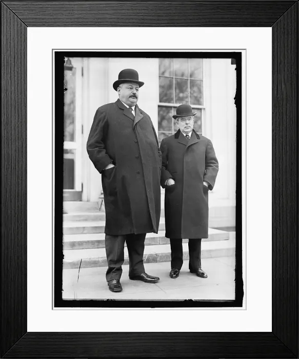 Framed Print : Men At White House, Washington, D.C. between 1913 and 1917. Creator: Harris & Ewing. Men At White House, Washington, D.C. between 1913 and 1917. Creator: Harris & Ewing Framed Print : Men At White House, Washington, D.C. between 1913 and 1917. Creator: Harris & Ewing. Men At White House, Washington, D.C. between 1913 and 1917. Creator: Harris & Ewing