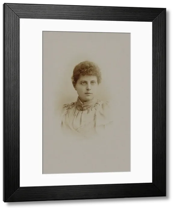 Framed Print : Portrait of the writer Clara Nast (1866-1940), 1890. Creator: Photo studio R. Minzloff, Tilsit Framed Print : Portrait of the writer Clara Nast (1866-1940), 1890. Creator: Photo studio R. Minzloff, Tilsit