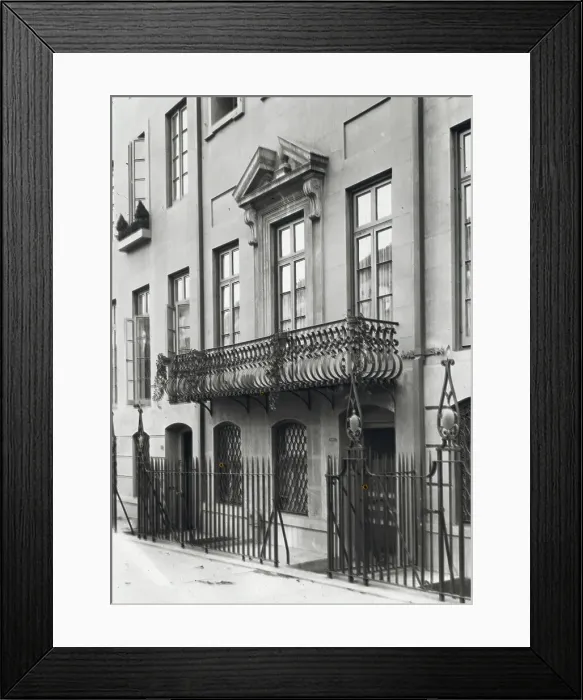 Framed Print : Charlotte Hunnewell Sorchan house, Turtle Bay Gardens, 228 East 49th Street, New York, 1920. Creator: Frances Benjamin Johnston Framed Print : Charlotte Hunnewell Sorchan house, Turtle Bay Gardens, 228 East 49th Street, New York, 1920. Creator: Frances Benjamin Johnston