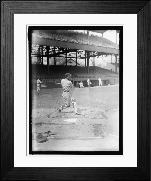 Framed Print : Baseball Players, between 1913 and 1917. Creator: Harris & Ewing. Baseball Players, between 1913 and 1917. Creator: Harris & Ewing