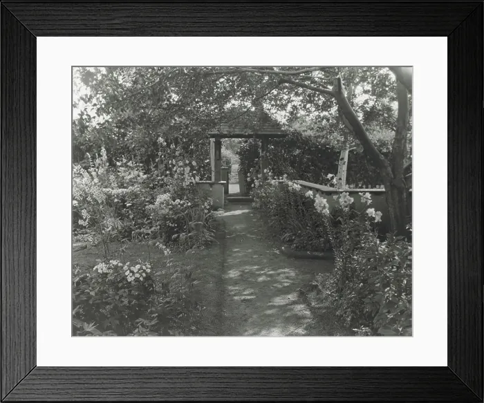 Framed Print : Indian Ridge, Dr. Francis Bishop Harrington house, 166 Argilla Road, Ipswich, Massachusetts, 1926. Creator: Frances Benjamin Johnston. Indian Ridge, Dr. Francis Bishop Harrington house, 166 Argilla Road, Ipswich, Massachusetts, 1926 Framed Print : Indian Ridge, Dr. Francis Bishop Harrington house, 166 Argilla Road, Ipswich, Massachusetts, 1926. Creator: Frances Benjamin Johnston. Indian Ridge, Dr. Francis Bishop Harrington house, 166 Argilla Road, Ipswich, Massachusetts, 1926