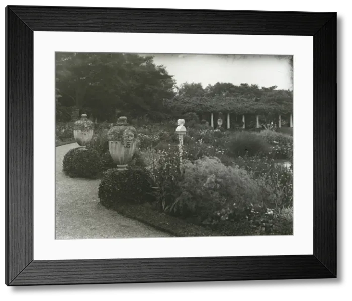 Framed Print : Hammersmith Farm, Hugh Dudley Auchincloss house, Harrison Avenue, Newport, Rhode Island, 1917. Creator: Frances Benjamin Johnston. Hammersmith Farm, Hugh Dudley Auchincloss house, Harrison Avenue, Newport, Rhode Island, 1917 Framed Print : Hammersmith Farm, Hugh Dudley Auchincloss house, Harrison Avenue, Newport, Rhode Island, 1917. Creator: Frances Benjamin Johnston. Hammersmith Farm, Hugh Dudley Auchincloss house, Harrison Avenue, Newport, Rhode Island, 1917