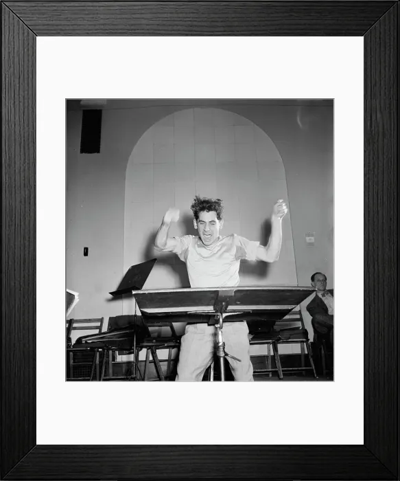 Framed Print : Portrait of Leonard Bernstein, Carnegie Hall, New York, N.Y. 1946. Creator: William Paul Gottlieb Framed Print : Portrait of Leonard Bernstein, Carnegie Hall, New York, N.Y. 1946. Creator: William Paul Gottlieb