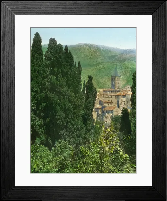 Framed Print : Villa d'Este, Tivoli, Lazio, Italy, 1925. Creator: Frances Benjamin Johnston Framed Print : Villa d'Este, Tivoli, Lazio, Italy, 1925. Creator: Frances Benjamin Johnston