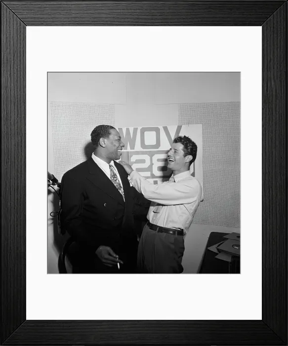 Framed Print : Portrait of Sid Catlett and Freddie Robbins, WOV office, New York, N.Y. ca. June 1947. Creator: William Paul Gottlieb Framed Print : Portrait of Sid Catlett and Freddie Robbins, WOV office, New York, N.Y. ca. June 1947. Creator: William Paul Gottlieb