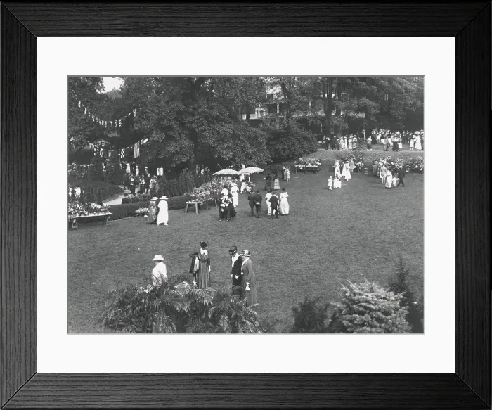 Framed Print : Hartsdale Train Station, Hartsdale, Bronx, New York, 1919. Creator: Frances Benjamin Johnston Framed Print : Hartsdale Train Station, Hartsdale, Bronx, New York, 1919. Creator: Frances Benjamin Johnston