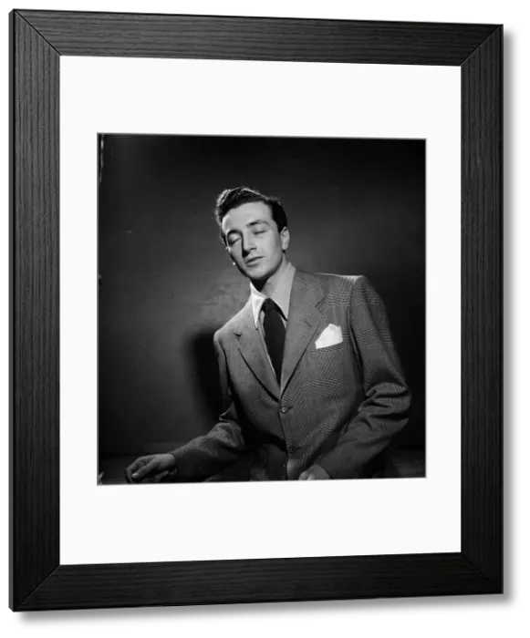 Framed Print : Portrait of Vic Damone, New York, N.Y.(?), 1938. Creator: William Paul Gottlieb Framed Print : Portrait of Vic Damone, New York, N.Y.(?), 1938. Creator: William Paul Gottlieb
