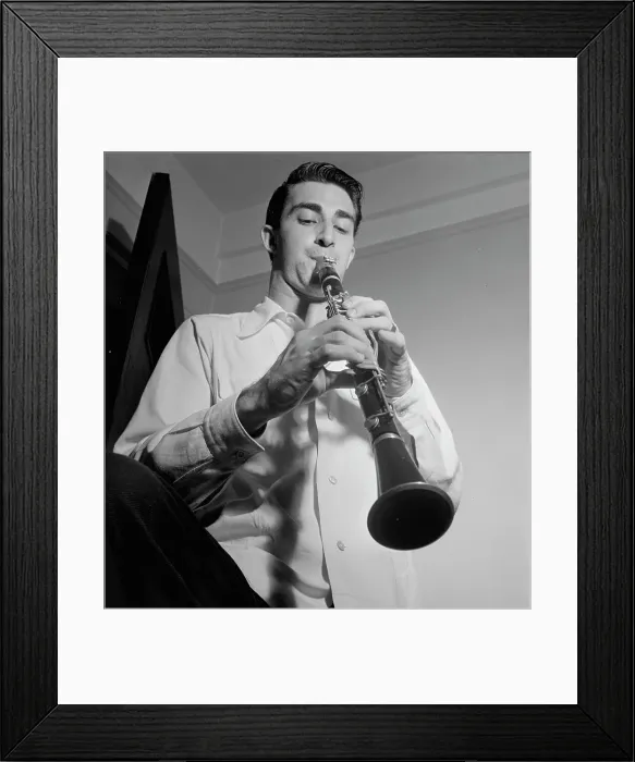 Framed Print : Portrait of Buddy De Franco, New York, N.Y. ca. Sept. 1947. Creator: William Paul Gottlieb Framed Print : Portrait of Buddy De Franco, New York, N.Y. ca. Sept. 1947. Creator: William Paul Gottlieb