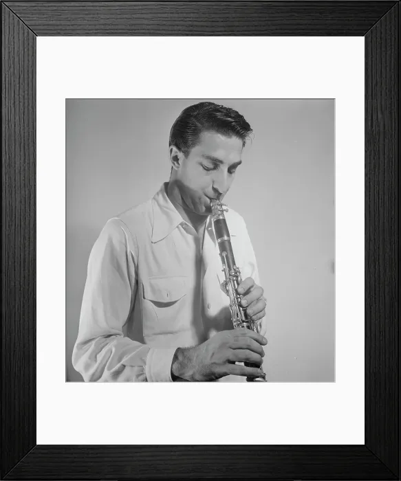Framed Print : Portrait of Buddy De Franco, New York, N.Y. ca. Sept. 1947. Creator: William Paul Gottlieb Framed Print : Portrait of Buddy De Franco, New York, N.Y. ca. Sept. 1947. Creator: William Paul Gottlieb