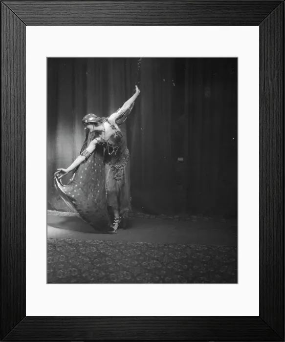 Framed Print : Maitland, Miss, 1915 Creator: Arnold Genthe Framed Print : Maitland, Miss, 1915 Creator: Arnold Genthe