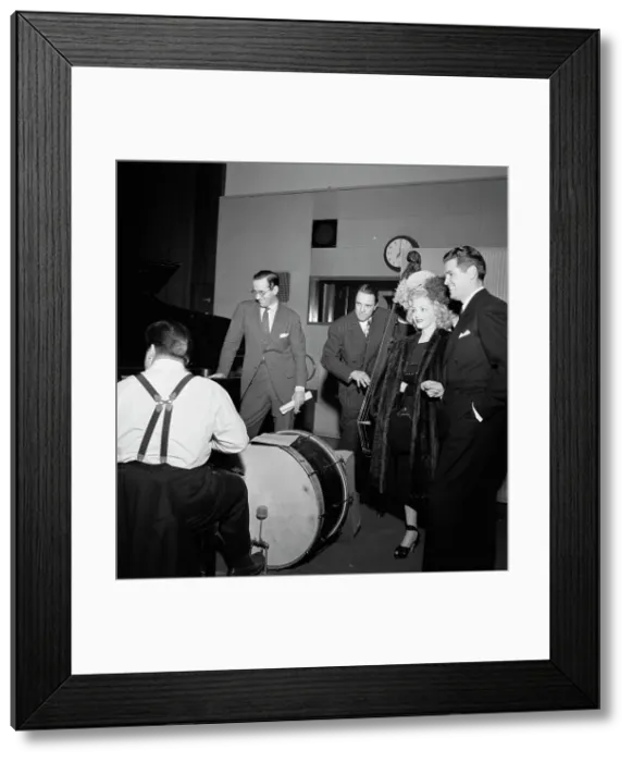 Framed Print : Portrait of Bob Haggart, Marion Hutton, and Gordon MacRae, New York, N.Y. 1946. Creator: William Paul Gottlieb Framed Print : Portrait of Bob Haggart, Marion Hutton, and Gordon MacRae, New York, N.Y. 1946. Creator: William Paul Gottlieb