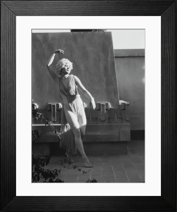 Framed Print : Marion Morgan dancers, between 1914 and 1927. Creator: Arnold Genthe Framed Print : Marion Morgan dancers, between 1914 and 1927. Creator: Arnold Genthe