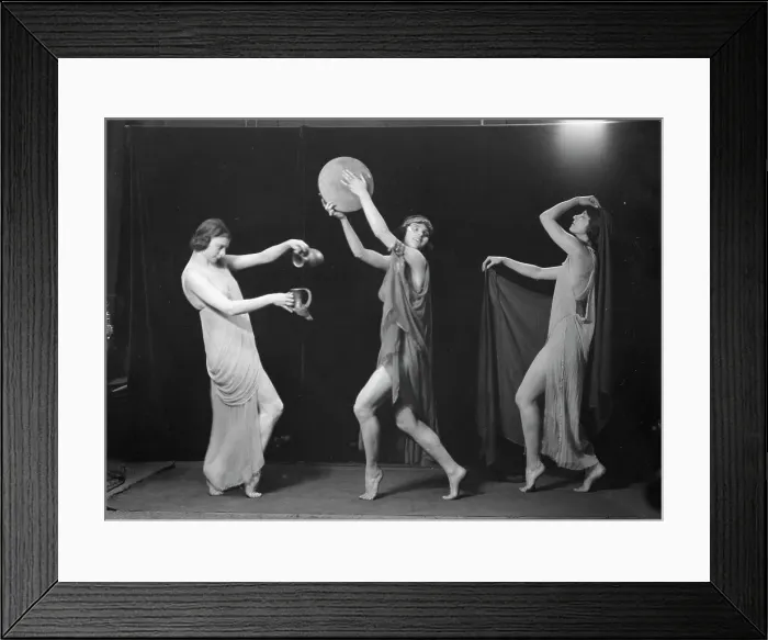 Framed Print : Marion Morgan dancers, between 1914 and 1927. Creator: Arnold Genthe Framed Print : Marion Morgan dancers, between 1914 and 1927. Creator: Arnold Genthe