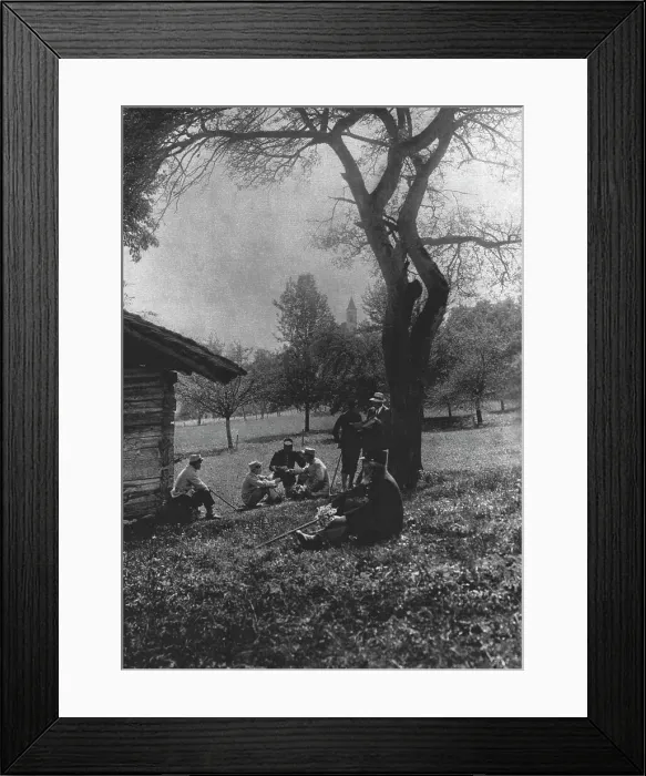 Framed Print : Bien loin des camps Allemands; Le doux internement en Suisse de plusieurs centaines... 1916. Creator: Rene Fischer Framed Print : Bien loin des camps Allemands; Le doux internement en Suisse de plusieurs centaines... 1916. Creator: Rene Fischer