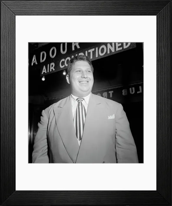 Framed Print : Portrait of Tiny Kahn, Club Troubadour(?), New York, N.Y. ca. Sept. 1947. Creator: William Paul Gottlieb Framed Print : Portrait of Tiny Kahn, Club Troubadour(?), New York, N.Y. ca. Sept. 1947. Creator: William Paul Gottlieb