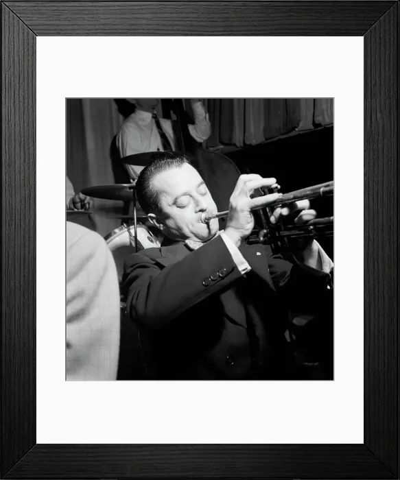 Framed Print : Portrait of Max Kaminsky, Eddie Condon's, New York, N.Y. ca. Sept. 1946. Creator: William Paul Gottlieb Framed Print : Portrait of Max Kaminsky, Eddie Condon's, New York, N.Y. ca. Sept. 1946. Creator: William Paul Gottlieb