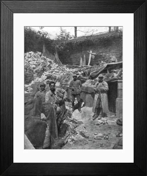 Framed Print : Aspects du champ de bataille de Verdun; Poste de commandement d'une brigade qui prit part... 1916. Creator: Unknown Framed Print : Aspects du champ de bataille de Verdun; Poste de commandement d'une brigade qui prit part... 1916. Creator: Unknown