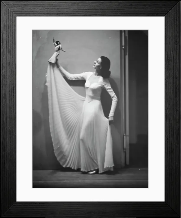 Framed Print : Strauss, Sarah Mildred, and pupils, 1941 Creator: Arnold Genthe Framed Print : Strauss, Sarah Mildred, and pupils, 1941 Creator: Arnold Genthe