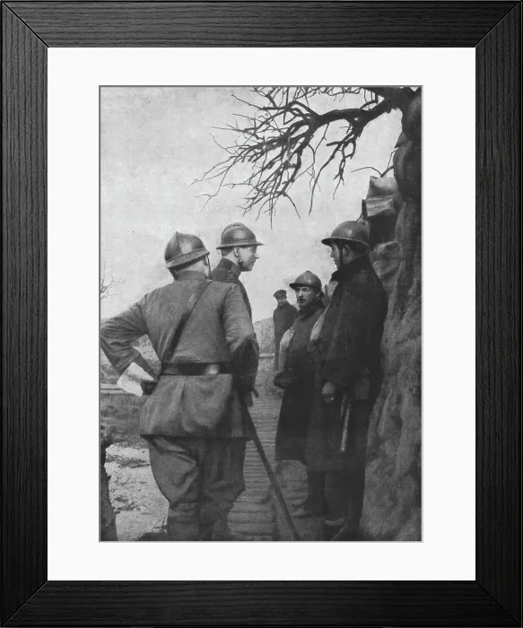 Framed Print : Les roi des Belges aux tranchees de Steenstraete; l'armee belge, et le souverain... 1916. Creator: Unknown Framed Print : Les roi des Belges aux tranchees de Steenstraete; l'armee belge, et le souverain... 1916. Creator: Unknown