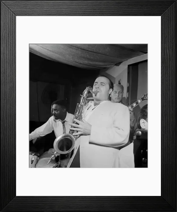 Framed Print : Portrait of Flip Phillips, Denzil Best, and Billy Bauer, Pied Piper, New York, N.Y. ca. Sept. 1947. Creator: William Paul Gottlieb Framed Print : Portrait of Flip Phillips, Denzil Best, and Billy Bauer, Pied Piper, New York, N.Y. ca. Sept. 1947. Creator: William Paul Gottlieb