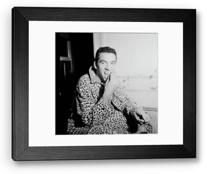 Framed Print : Portrait of Buddy Rich, Strand(?), New York, N.Y. ca. Aug. 1946. Creator: William Paul Gottlieb Framed Print : Portrait of Buddy Rich, Strand(?), New York, N.Y. ca. Aug. 1946. Creator: William Paul Gottlieb