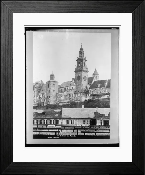 Framed Print : Katedra na Wawelu, between 1910 and 1920. Creator: Harris & Ewing. Katedra na Wawelu, between 1910 and 1920. Creator: Harris & Ewing Framed Print : Katedra na Wawelu, between 1910 and 1920. Creator: Harris & Ewing. Katedra na Wawelu, between 1910 and 1920. Creator: Harris & Ewing