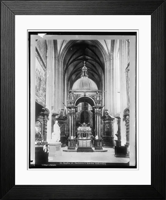 Framed Print : Kaplica sw. Stanislawa.. krakowskiej, between 1910 and 1920. Creator: Harris & Ewing. Kaplica sw. Stanislawa.. krakowskiej, between 1910 and 1920. Creator: Harris & Ewing Framed Print : Kaplica sw. Stanislawa.. krakowskiej, between 1910 and 1920. Creator: Harris & Ewing. Kaplica sw. Stanislawa.. krakowskiej, between 1910 and 1920. Creator: Harris & Ewing