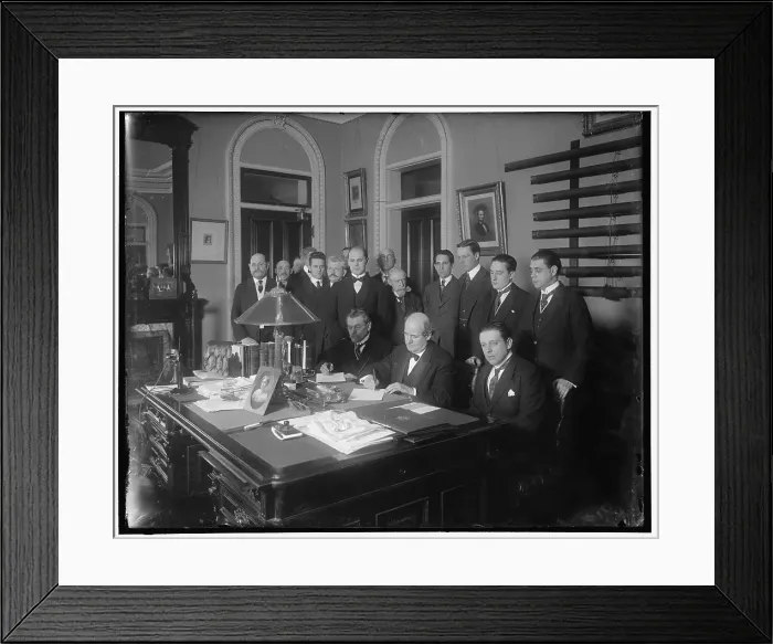 Framed Print : William Jennings Bryan with group at desk, between 1910 and 1920. Creator: Harris & Ewing. William Jennings Bryan with group at desk, between 1910 and 1920. Creator: Harris & Ewing Framed Print : William Jennings Bryan with group at desk, between 1910 and 1920. Creator: Harris & Ewing. William Jennings Bryan with group at desk, between 1910 and 1920. Creator: Harris & Ewing