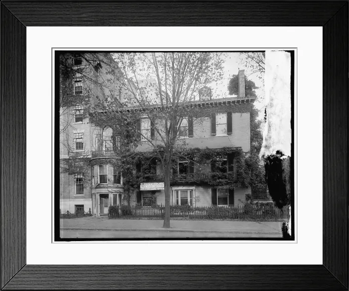 Framed Print : Women's suffrage, Cameron House, Headquarters, between 1910 and 1920. Creator: Harris & Ewing. Women's suffrage, Cameron House, Headquarters, between 1910 and 1920. Creator: Harris & Ewing Framed Print : Women's suffrage, Cameron House, Headquarters, between 1910 and 1920. Creator: Harris & Ewing. Women's suffrage, Cameron House, Headquarters, between 1910 and 1920. Creator: Harris & Ewing