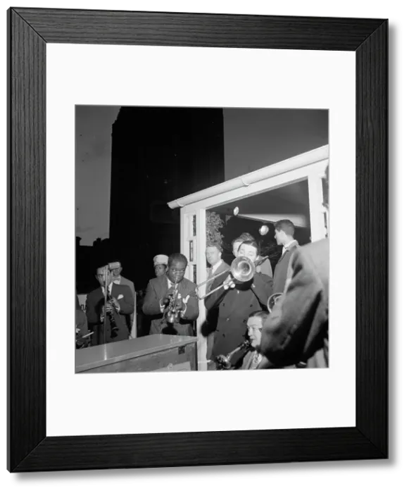 Framed Print : Portrait of Louis Armstrong and Jack Teagarden, 1938. Creator: William Paul Gottlieb Framed Print : Portrait of Louis Armstrong and Jack Teagarden, 1938. Creator: William Paul Gottlieb
