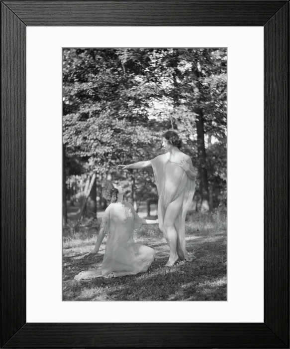 Framed Print : Desha and Leah dancing in Port Washington, 1921 Aug. 21. Creator: Arnold Genthe Framed Print : Desha and Leah dancing in Port Washington, 1921 Aug. 21. Creator: Arnold Genthe