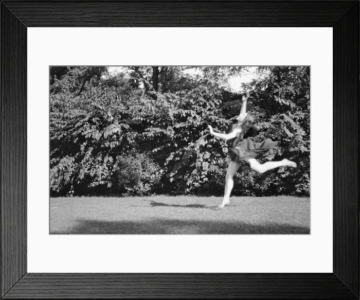 Framed Print : Desha dancing in Port Washington, 1921 Aug. 21. Creator: Arnold Genthe Framed Print : Desha dancing in Port Washington, 1921 Aug. 21. Creator: Arnold Genthe