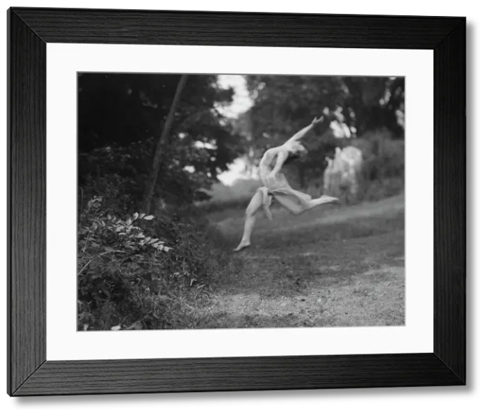Framed Print : Desha, 1921 July 30. Creator: Arnold Genthe