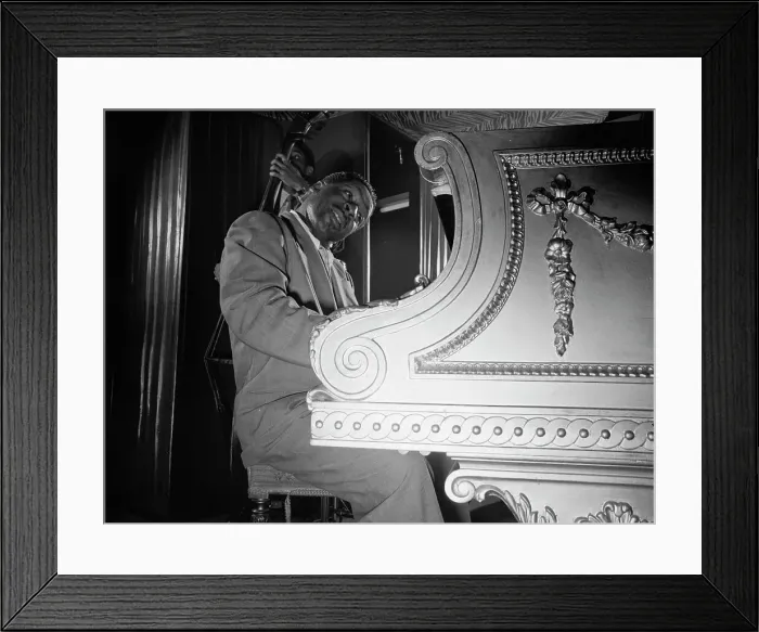 Framed Print : Portrait of Erroll Garner, New York, N.Y. 1946. Creator: William Paul Gottlieb Framed Print : Portrait of Erroll Garner, New York, N.Y. 1946. Creator: William Paul Gottlieb