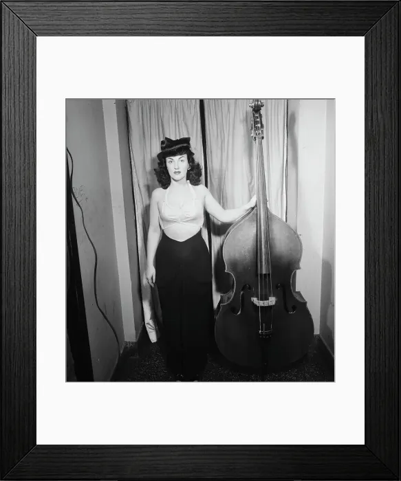 Framed Print : Portrait of Vivien Garry, New York, N.Y. Dixon's, ca. May 1947. Creator: William Paul Gottlieb Framed Print : Portrait of Vivien Garry, New York, N.Y. Dixon's, ca. May 1947. Creator: William Paul Gottlieb