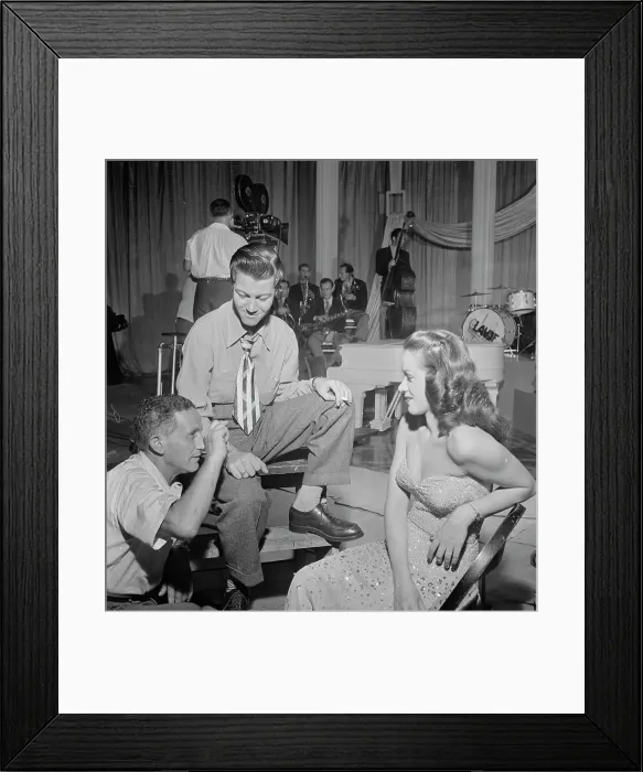 Framed Print : Portrait of Gene Williams, Fran Warren, Willie Wechsler, Micky Folus...Beautiful Doll, N.Y. 1947. Creator: William Paul Gottlieb Framed Print : Portrait of Gene Williams, Fran Warren, Willie Wechsler, Micky Folus...Beautiful Doll, N.Y. 1947. Creator: William Paul Gottlieb