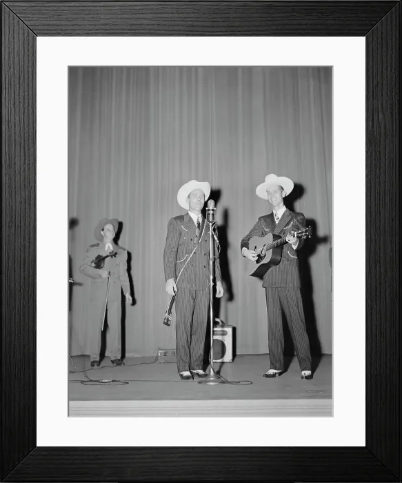 Framed Print : Portrait of Ernest Tubb concert, Carnegie Hall, New York, N.Y. Sept. 18-19, 1947. Creator: William Paul Gottlieb Framed Print : Portrait of Ernest Tubb concert, Carnegie Hall, New York, N.Y. Sept. 18-19, 1947. Creator: William Paul Gottlieb