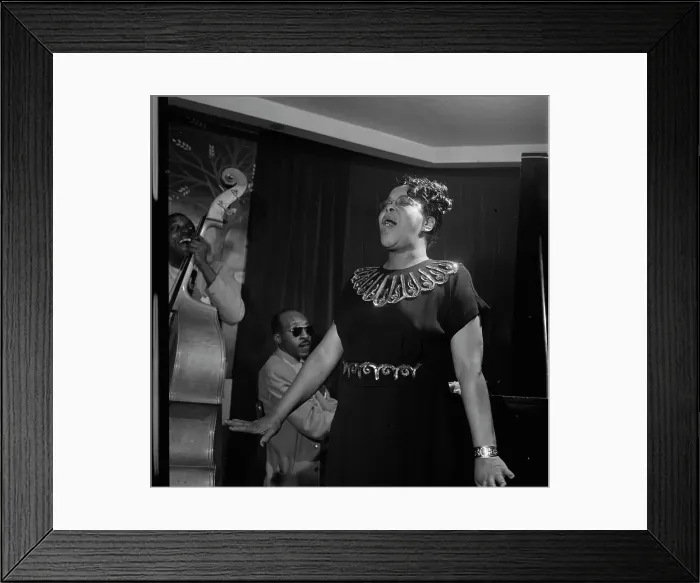 Framed Print : Portrait of Bertha Chippie Hill, New York, N.Y. 1946. Creator: William Paul Gottlieb Framed Print : Portrait of Bertha Chippie Hill, New York, N.Y. 1946. Creator: William Paul Gottlieb