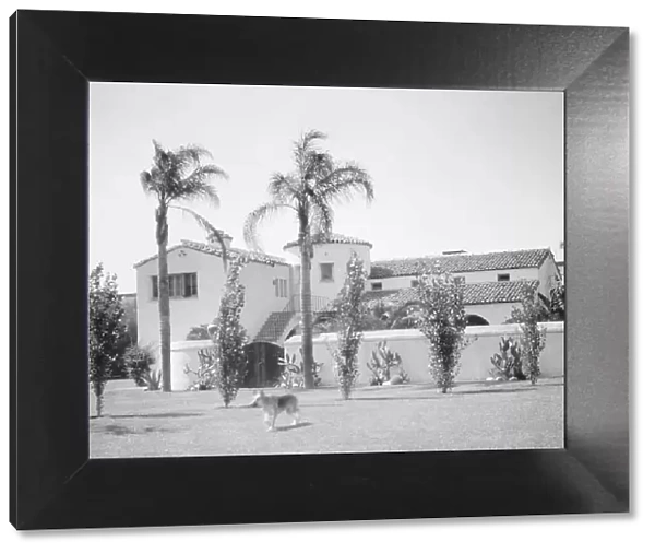 Unidentified building possibly associated with Metro-Goldwyn-Meyer Corp. between 1911 and 1942. Creator: Arnold Genthe
