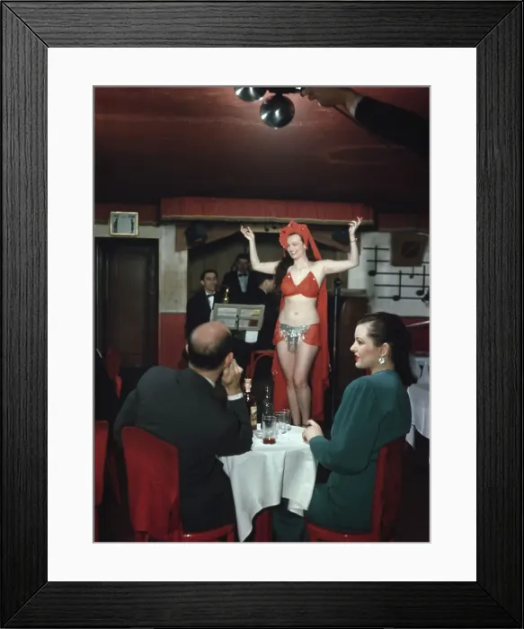 Framed Print : Portrait of Lois de Fee, Club Nocturne, New York, N.Y. ca. July 1948. Creator: William Paul Gottlieb Framed Print : Portrait of Lois de Fee, Club Nocturne, New York, N.Y. ca. July 1948. Creator: William Paul Gottlieb