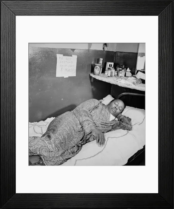 Framed Print : Portrait of Louis Jordan, 1938. Creator: William Paul Gottlieb Framed Print : Portrait of Louis Jordan, 1938. Creator: William Paul Gottlieb