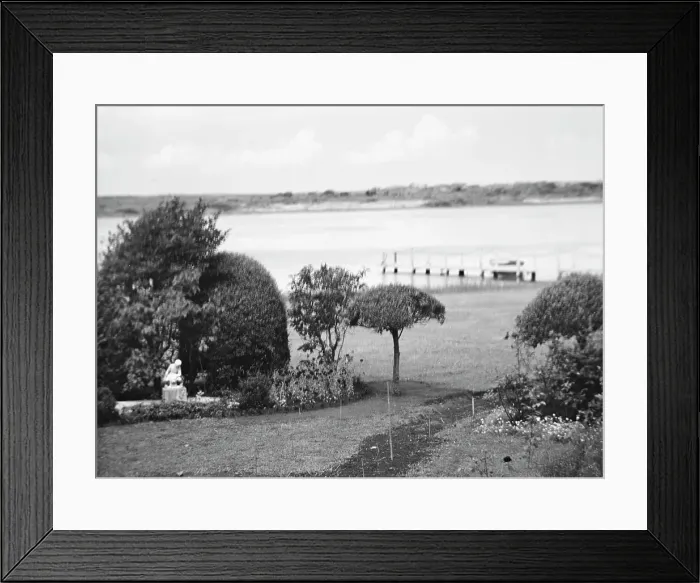 Framed Print : Grounds of The Shallows, property of Lucien Hamilton Tyng, Southampton, Long Island, 1931 Creator: Arnold Genthe. Grounds of The Shallows, property of Lucien Hamilton Tyng, Southampton, Long Island, 1931 Creator: Arnold Genthe Framed Print : Grounds of The Shallows, property of Lucien Hamilton Tyng, Southampton, Long Island, 1931 Creator: Arnold Genthe. Grounds of The Shallows, property of Lucien Hamilton Tyng, Southampton, Long Island, 1931 Creator: Arnold Genthe