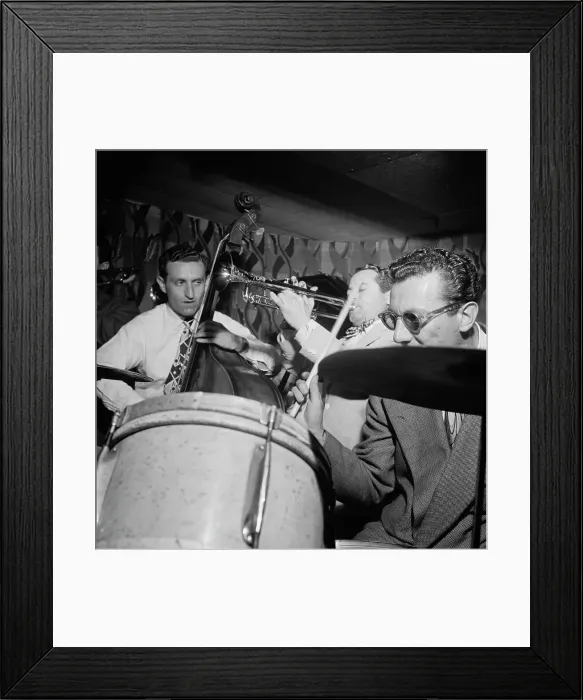 Framed Print : Portrait of Jack Lesberg and Max Kaminsky, Famous Door, New York, N.Y. 1946. Creator: William Paul Gottlieb Framed Print : Portrait of Jack Lesberg and Max Kaminsky, Famous Door, New York, N.Y. 1946. Creator: William Paul Gottlieb